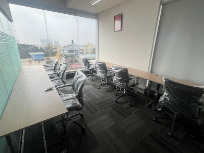 12 Seater Room - Social Coworking Community - Kanakapura, Bengaluru