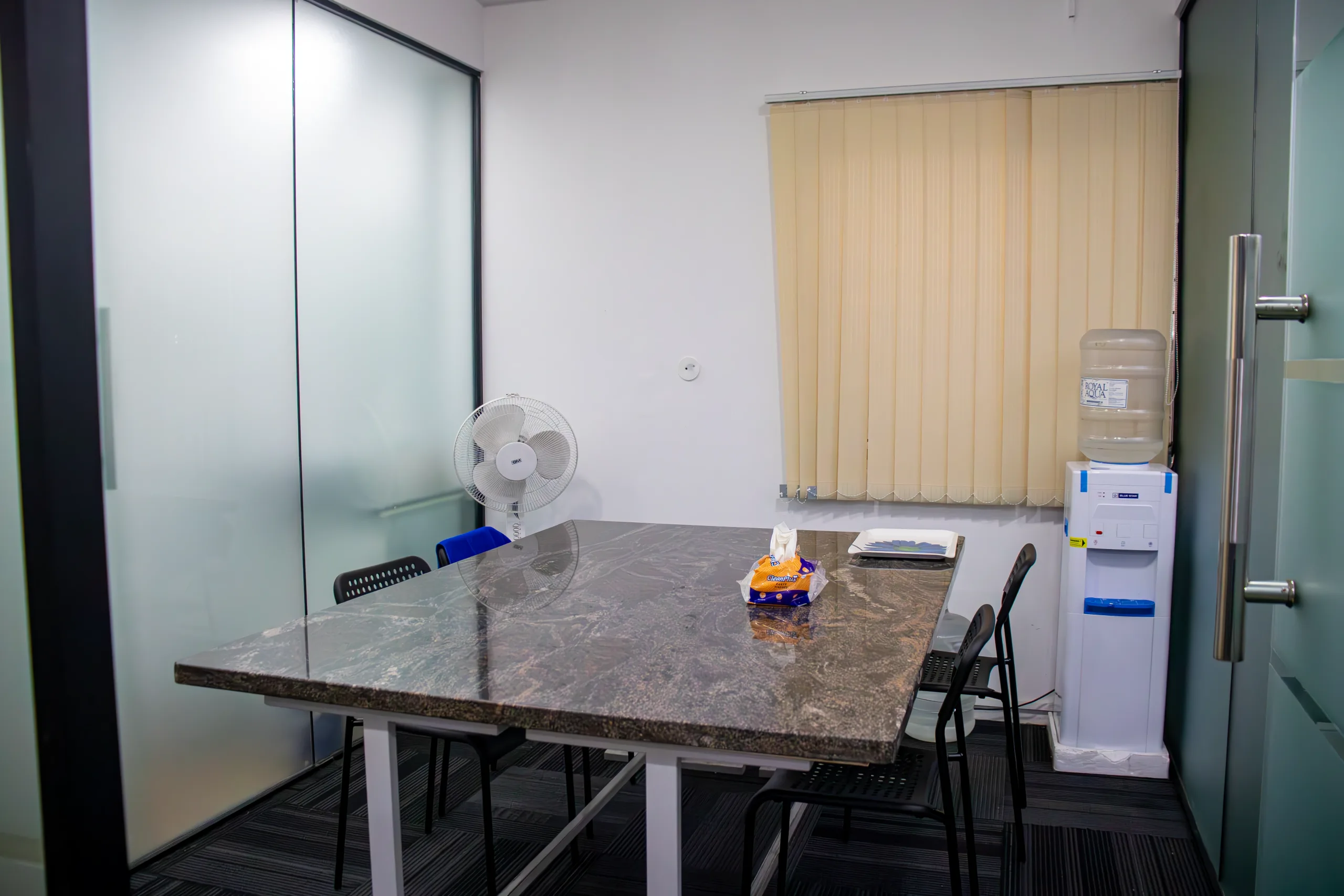 Day Pass - Social Coworking Community - Kammanahalli, Bengaluru